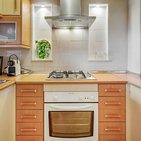 Golden 1 Bdr Flat W/ Balcony & Pool By Lovelystay كاباناس تْدي تافيرا المظهر الخارجي الصورة